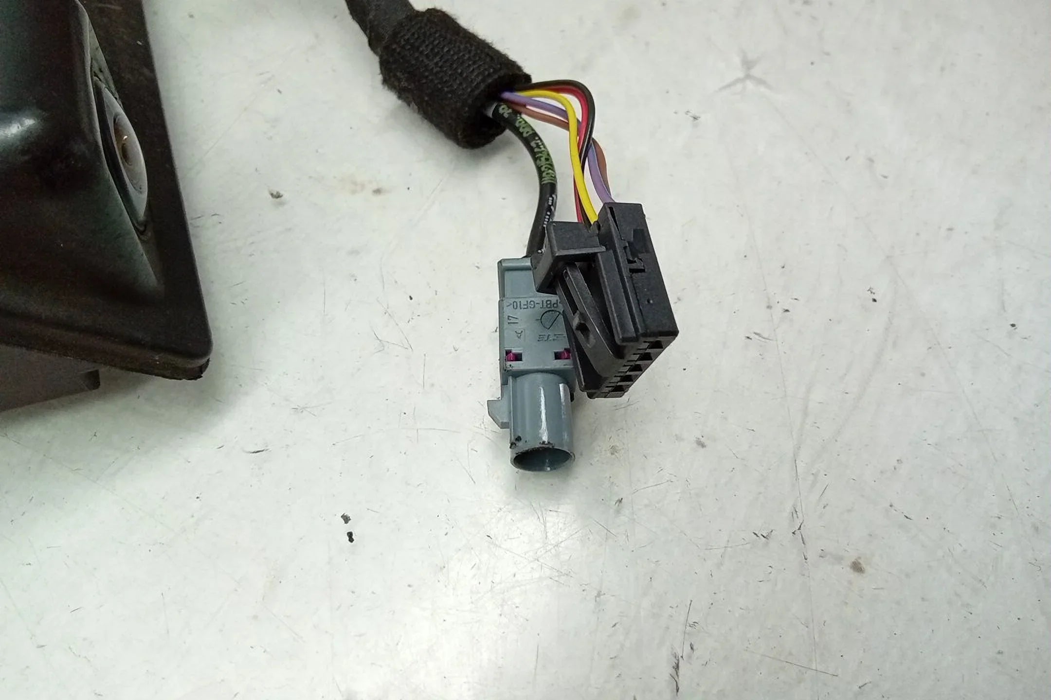 Pre-Owned 16 2016 Volkswagen Passat Decklid Mounted Backup Camera OEM (Good)