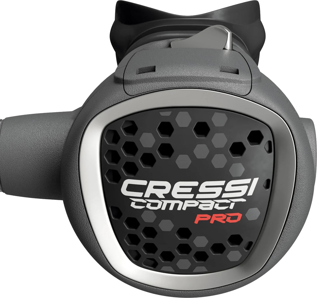 Cressi Ideal Scuba Diving Regulator for Beginners and Travelers - Hyperbalanced Diaphram 1st Stage, Compact 2nd Stage - MC9-SC/Compact Pro: Made in Italy
