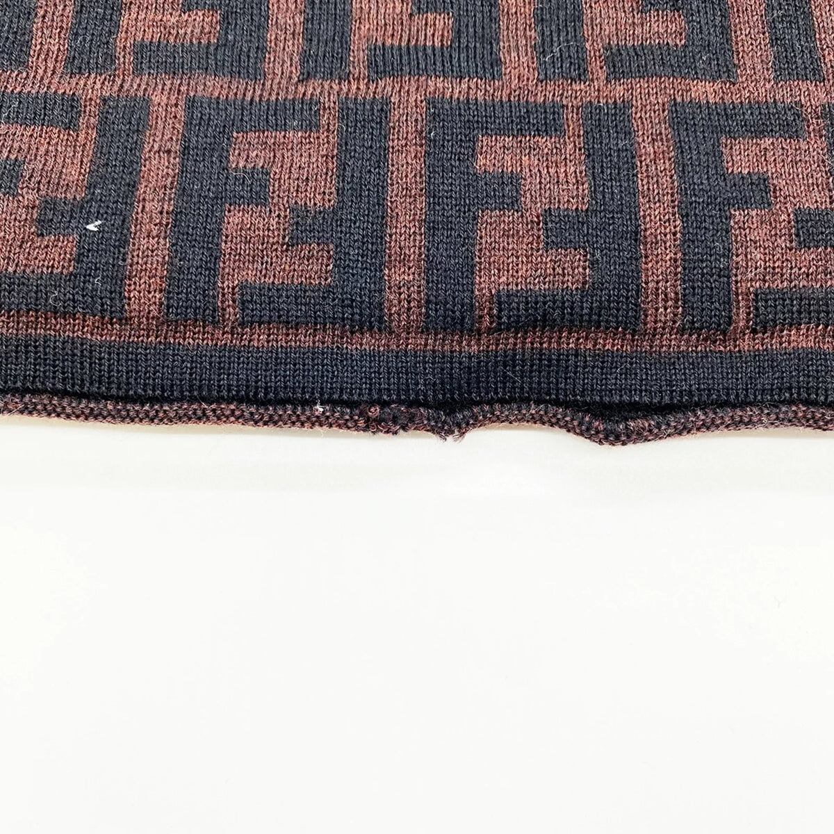 Pre-Owned FENDI Zucca Muffler Stole All Over Pattern FF Brown Women's Men's Fashion Old Clothes (Good)