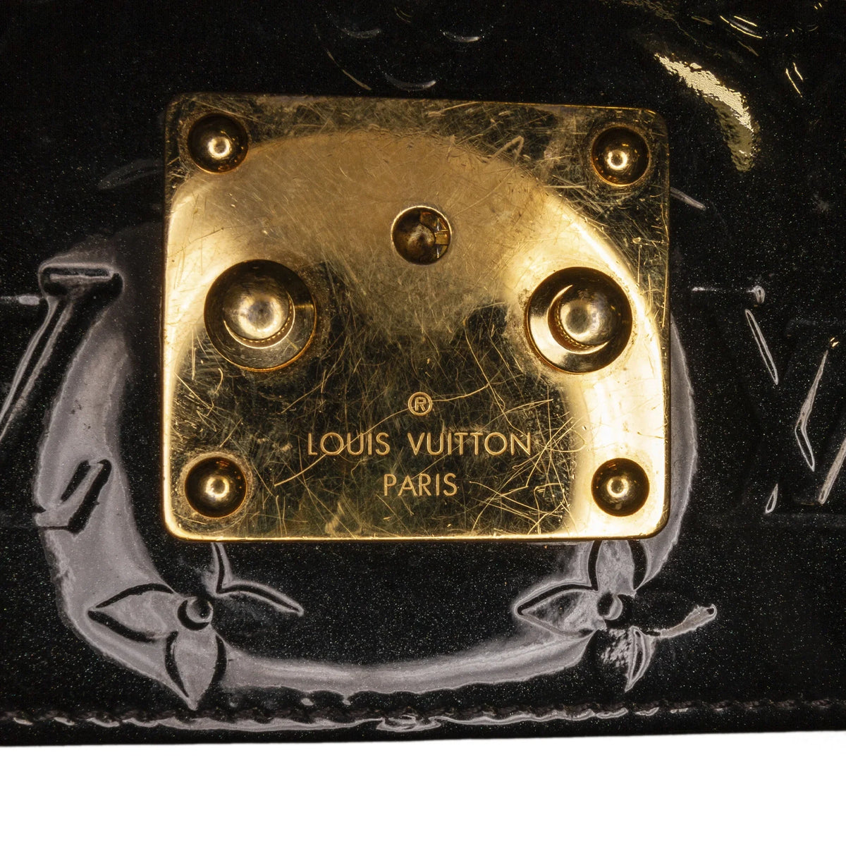 Pre-Owned Authenticated Louis Vuitton Monogram Vernis Wynwood Leather Black Crossbody Bag Unisex (Good)