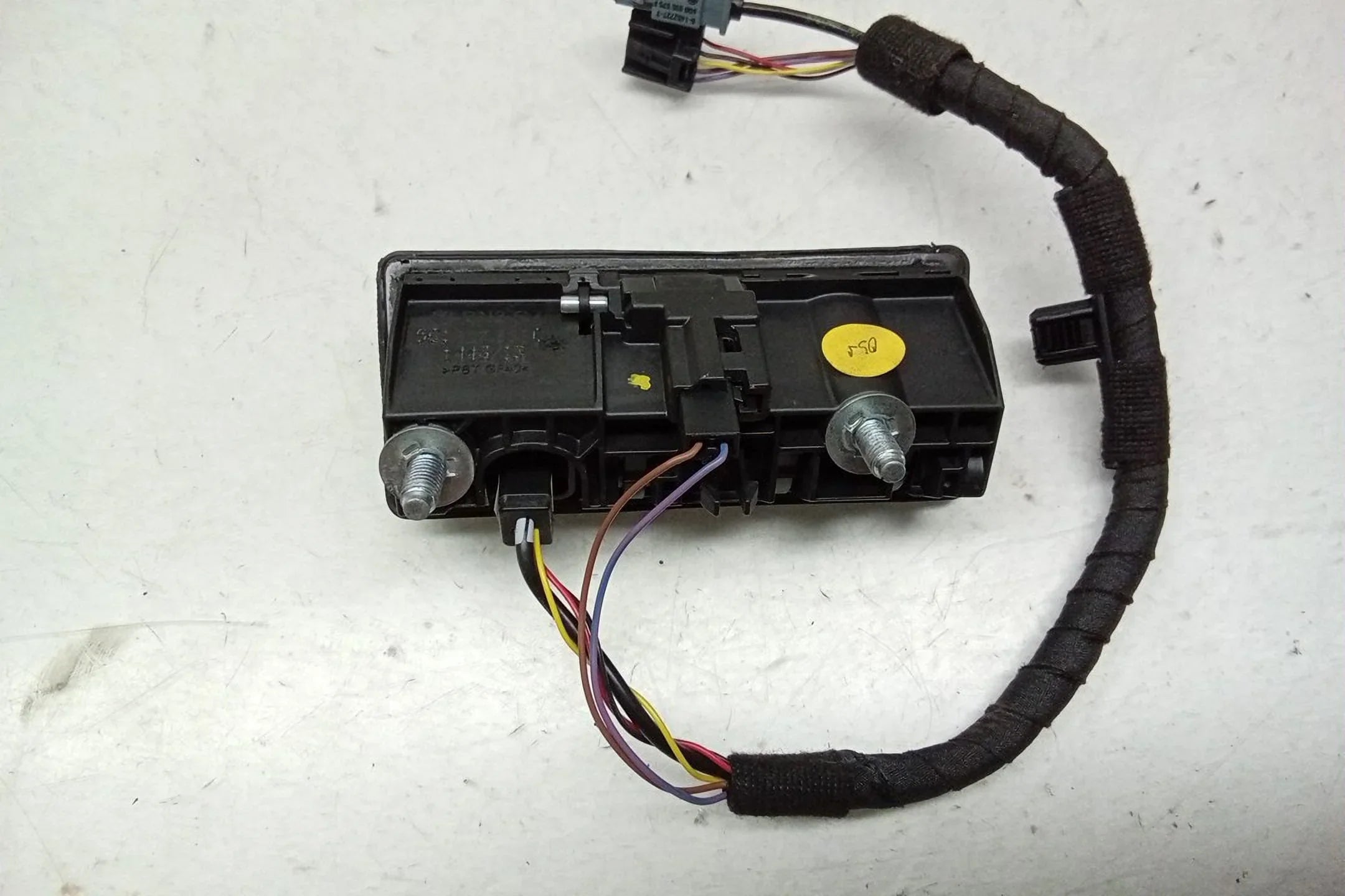Pre-Owned 16 2016 Volkswagen Passat Decklid Mounted Backup Camera OEM (Good)